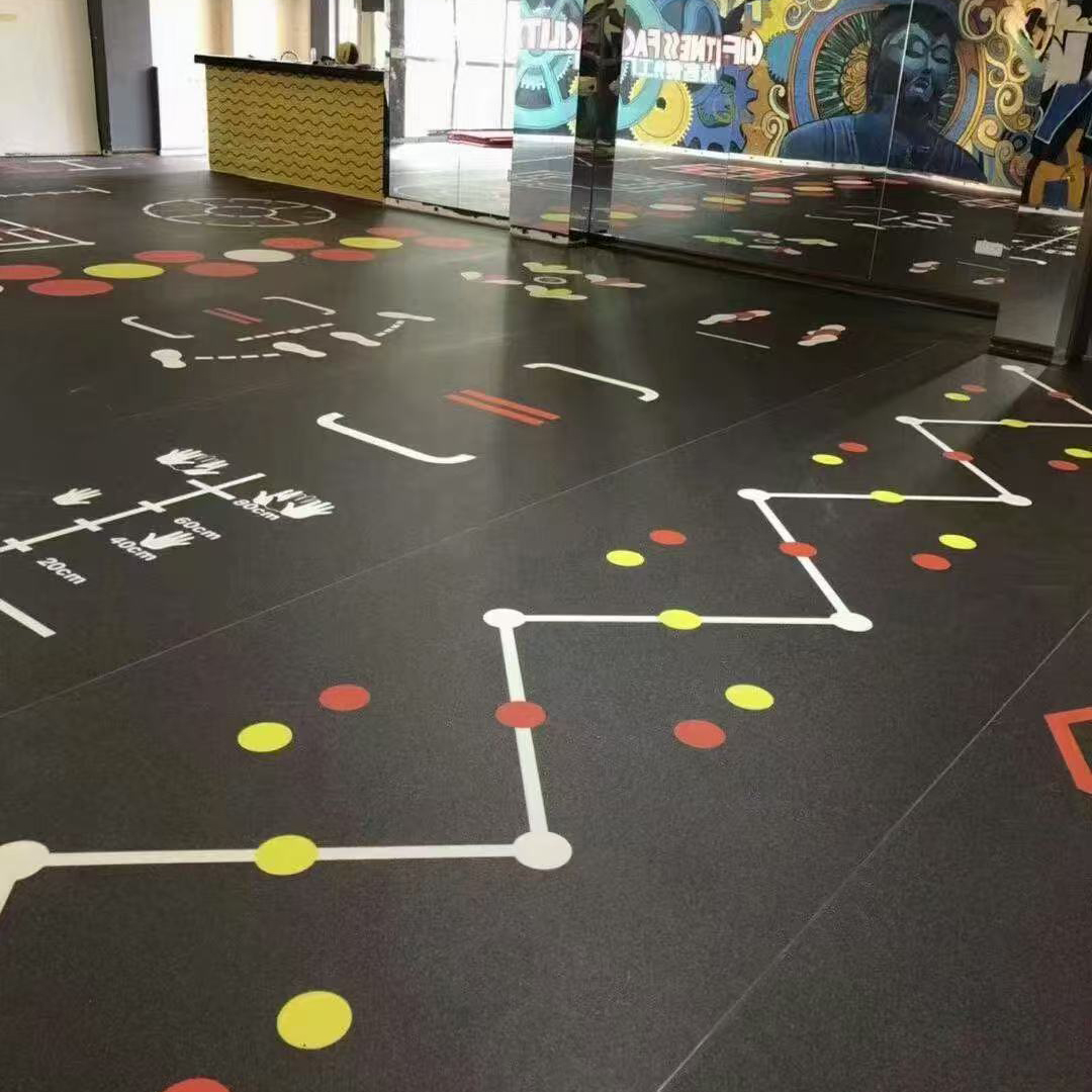 أرضيات PVC مخصصة للصالات الرياضية