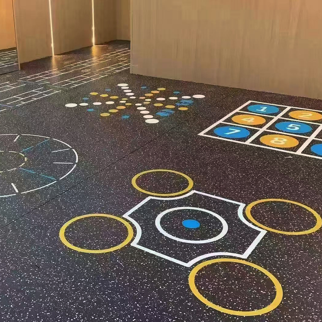 أرضيات PVC مخصصة للصالات الرياضية