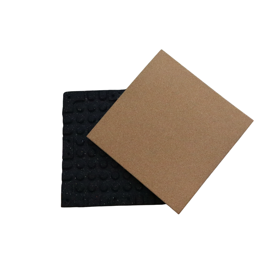 بلاط أرضيات مطاطي مركب من الخشب بنقاط ملونة 100%