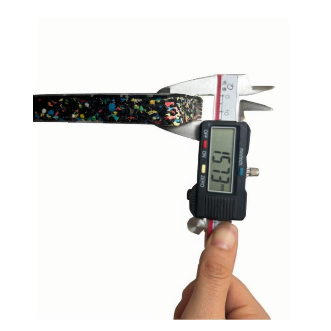 بلاط أرضيات مطاطي بسمك 1.5 سم للهندسة الرياضية